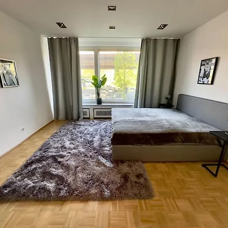 Schonster Rheinblick Fusslaufig Zur Messe! 160 Qm *