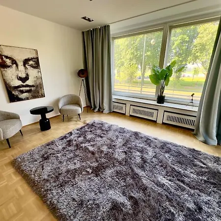 Apartment Schonster Rheinblick Fusslaufig Zur Messe! 160 Qm